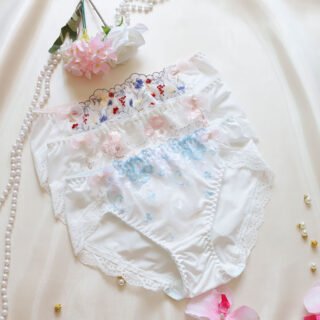 Floral Dream milk silk mid-rise panties with embroidered flowers and lace trim